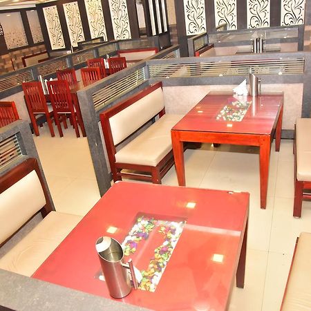 Hotel Bright Palace Restaurant And Residency Shimoga Exterior foto